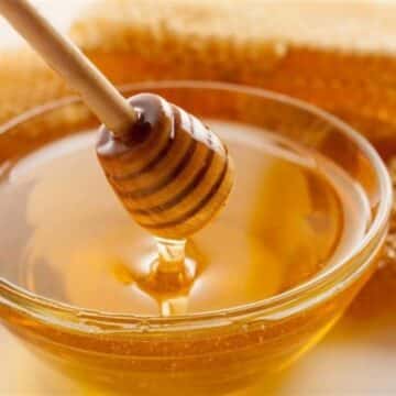 فوائد عسل النحل على الصحة والجسم والبشرة تعرف عليها الآن
