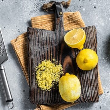 وصفة لتنظيف الأطباق باستخدام الليمون في المنزل